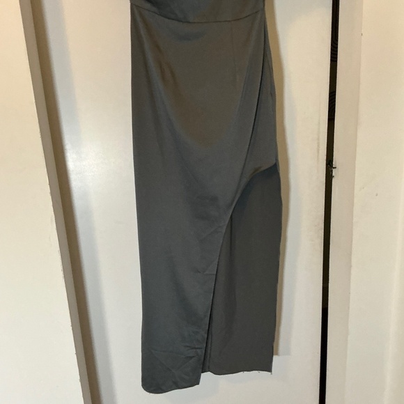 Elliatt Andrea Gown Charcoal Gray Maxi Dress Nordstrom NWT Size Small - Picture 4 of 15
